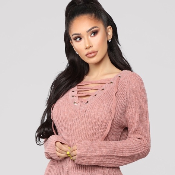 Fashion Nova Tops - 🏷V-Neck Long Sleeve Sweater🏷.